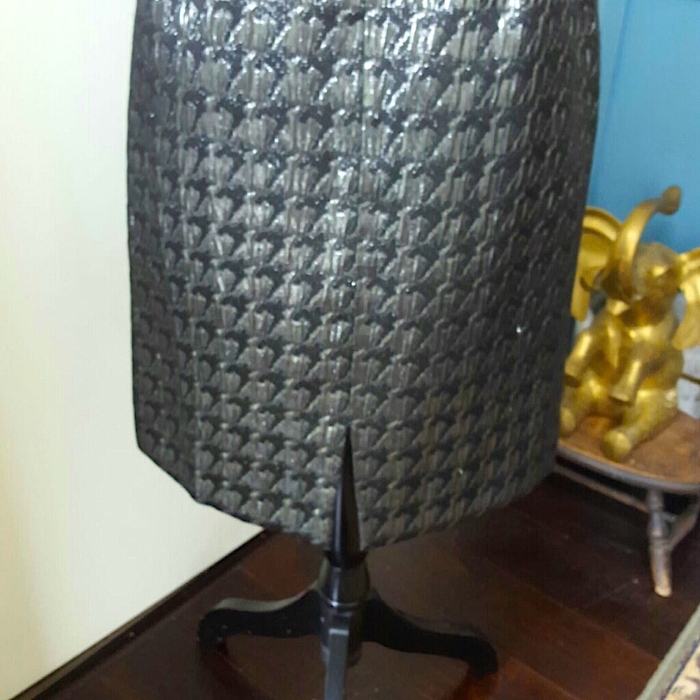 ALEX MARIE Metallic Skirt Size 6 - Picture 4 of 6